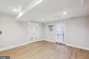 2303 17th St NW, Washington, DC 20009 - Photo 9