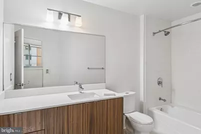 460 New York Avenue NW #407, Washington, DC 20001 - Photo 9