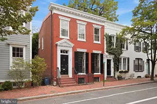 1241 33rd St NW, Washington, DC 20007 - Photo 1