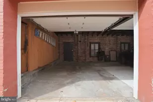 1241 33rd St NW, Washington, DC 20007 - Photo 23