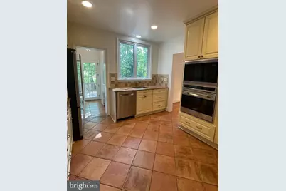 6105 29th Street NW, Washington, DC 20015 - Photo 3