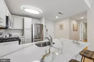 350 G St SW, Washington, DC 20024 - Photo 9