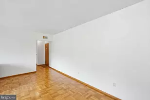 4200 Cathedral Ave NW, Washington, DC 20016 - Photo 11