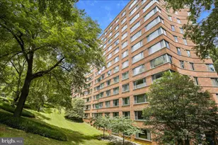 4200 Cathedral Ave NW, Washington, DC 20016 - Photo 43