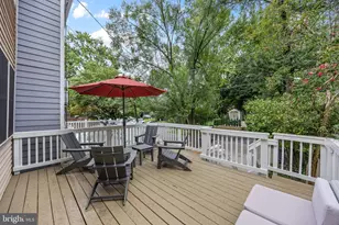 1930 37th St NW, Washington, DC 20007 - Photo 31