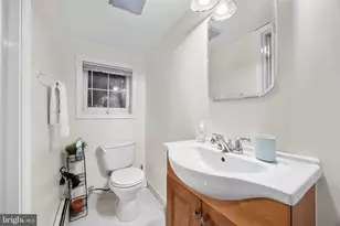 1930 37th St NW, Washington, DC 20007 - Photo 21