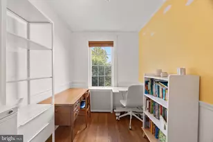 1930 37th St NW, Washington, DC 20007 - Photo 21