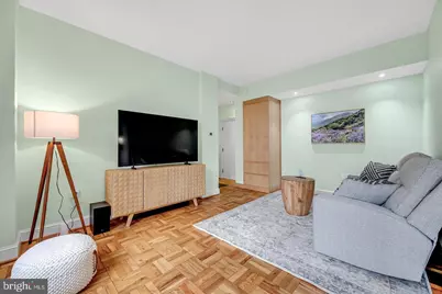 5112 Macarthur Boulevard NW #2, Washington, DC 20016 - Photo 5