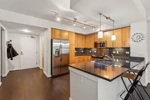 1025 1st St SE, Washington, DC 20003 - Photo 9
