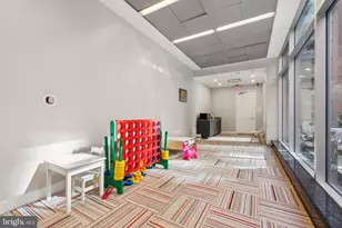 1025 1st St SE, Washington, DC 20003 - Photo 19