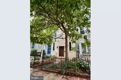15 15th Street SE, Washington, DC 20003 - Photo 1