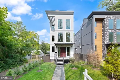6116 30th Street NW, Washington, DC 20015 - Photo 3