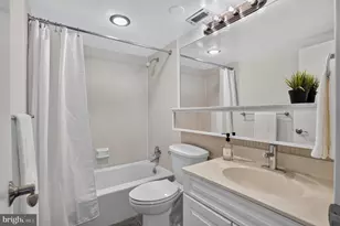 429 N St SW, Washington, DC 20024 - Photo 19