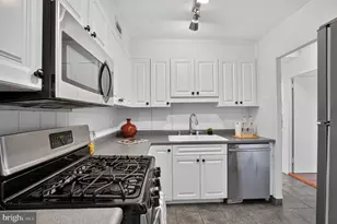 429 N St SW, Washington, DC 20024 - Photo 9