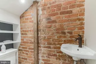 2321 17th St NW, Washington, DC 20009 - Photo 13