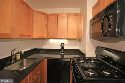 1260 21st Street NW #207, Washington, DC 20036 - Photo 7