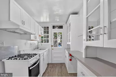 4459 Greenwich Parkway NW, Washington, DC 20007 - Photo 7
