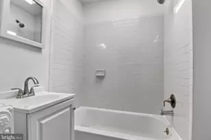 4459 Greenwich Pkwy NW, Washington, DC 20007 - Photo 11