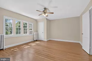 4459 Greenwich Pkwy NW, Washington, DC 20007 - Photo 9