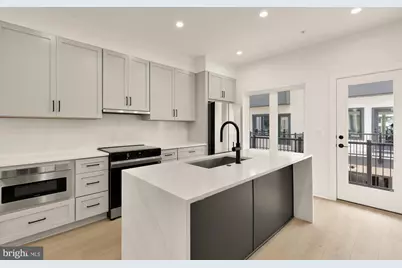 2615 Olmsted Court NW, Washington, DC 20001 - Photo 7