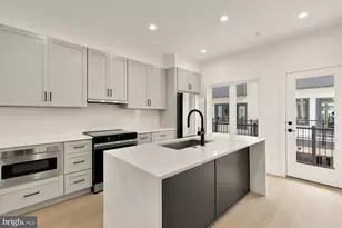 2615 Olmsted Ct NW, Washington, DC 20001 - Photo 7