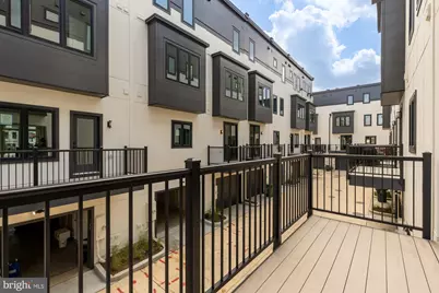 2615 Olmsted Court NW, Washington, DC 20001 - Photo 11