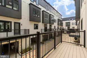 2615 Olmsted Ct NW, Washington, DC 20001 - Photo 11