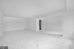 4201 Cathedral Ave NW, Washington, DC 20016 - Photo 15