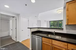 3883 Connecticut Ave NW, Washington, DC 20008 - Photo 11