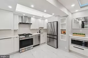 4201 Cathedral Ave NW, Washington, DC 20016 - Photo 9