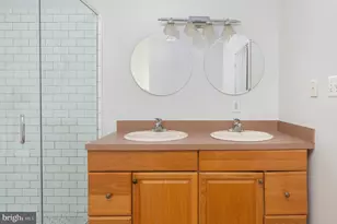 13 S St NW, Washington, DC 20001 - Photo 35