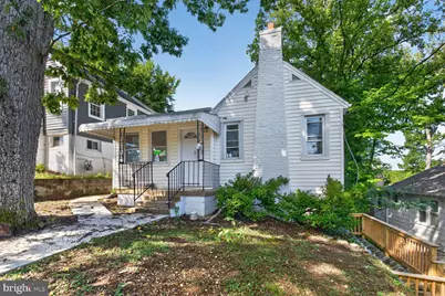 1227 44th Place SE, Washington, DC 20019 - Photo 1