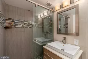 550 N St SW, Washington, DC 20024 - Photo 33