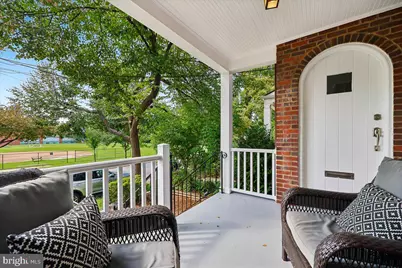2509 39th Street NW, Washington, DC 20007 - Photo 3