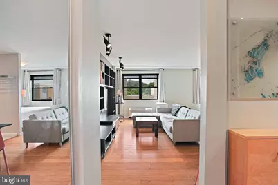 1801 Clydesdale Place NW #704, Washington, DC 20009 - Photo 5