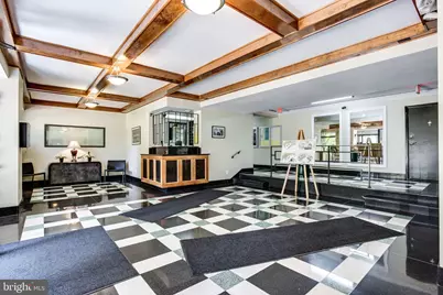 1801 Clydesdale Place NW #704, Washington, DC 20009 - Photo 3