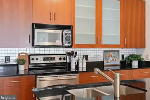 910 M Street NW, Washington, DC 20001 - Photo 9