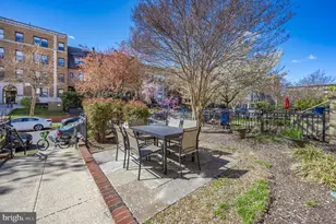 1321 NW Fairmont Street NW, Washington, DC 20009 - Photo 41