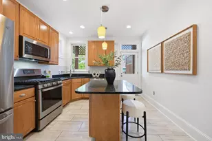 1302 A St SE, Washington, DC 20003 - Photo 27