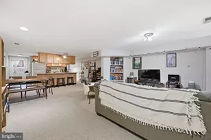 1302 A St SE, Washington, DC 20003 - Photo 47