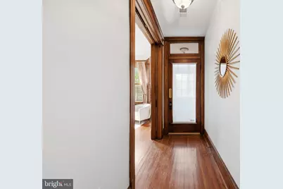 1302 A Street SE, Washington, DC 20003 - Photo 3
