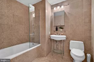 1700 Kalorama Rd NW, Washington, DC 20009 - Photo 25