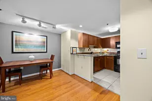 777 7th St NW, Washington, DC 20001 - Photo 21