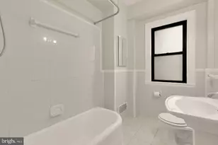1613 Harvard Street NW, Washington, DC 20009 - Photo 15