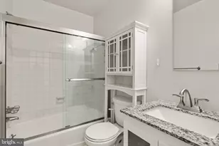 1912 17th St NW, Washington, DC 20009 - Photo 25