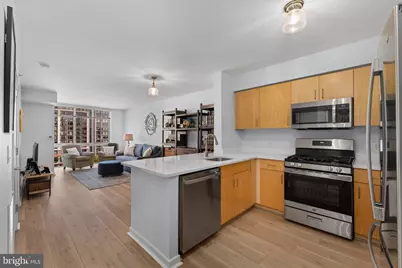 1000 New Jersey Avenue SE #815, Washington, DC 20003 - Photo 3
