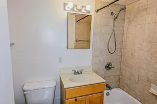 800 4th St SW, Washington, DC 20024 - Photo 17