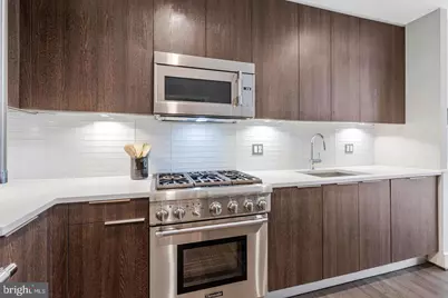 45 Sutton Square SW #605, Washington, DC 20024 - Photo 5