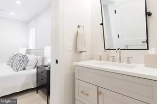 1641 R St NW, Washington, DC 20009 - Photo 29