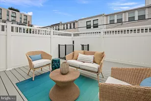 1163 Abbey Pl NE, Washington, DC 20002 - Photo 27
